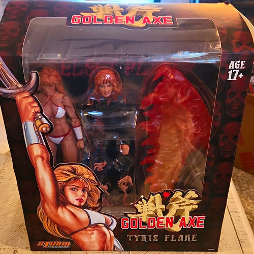 Storm collectibles golden axe - golden,